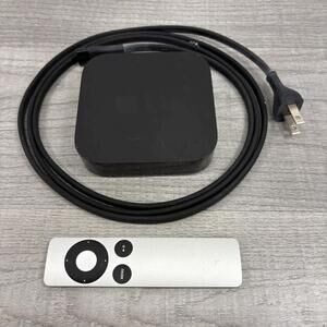 Apple TV (3rd Generation) HD Media Streamer w/ Remote A1469